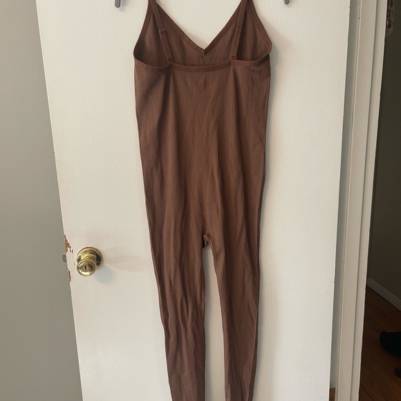 Colsie Chocolate Ribbed Top - Picture 2 of 3